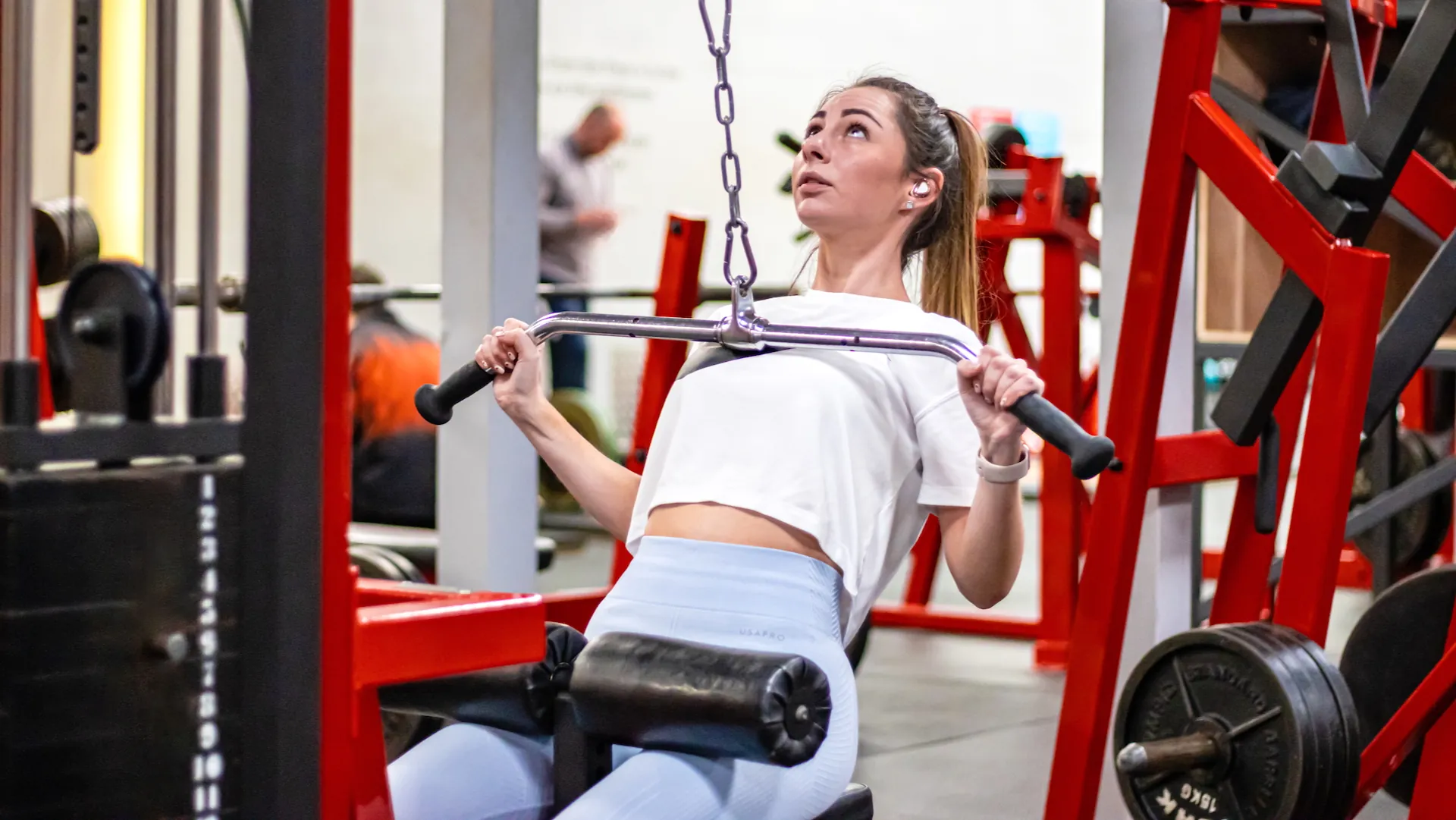 RP Fitness Cambridge gym – lat pulldown machine in use